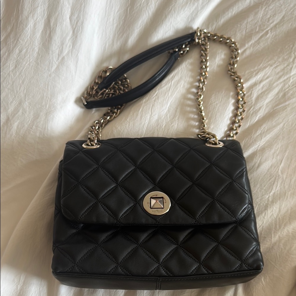 Elegant Black Quilted Shoulder Bag